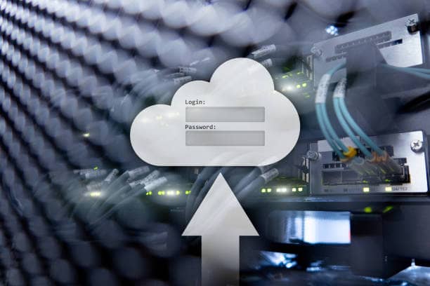 How to Easily transfer photos from your iPhone to a computer 4 Free Up Space on iPhone: Transfer Photos to Your Computer with a Cable